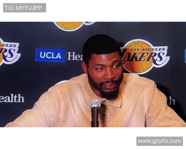 马库斯斯马特：从防守悍将到球队领袖的华丽转身与成长之路